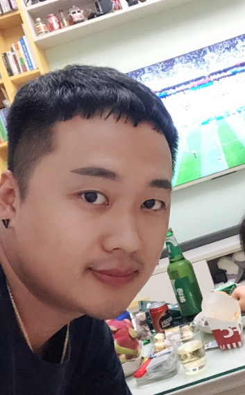 枫叶的第一张照片--自贡认干亲服务网